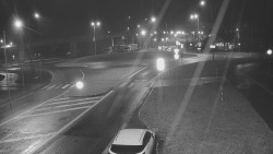 Křižovatka ulic Velká Dlážka a Polní