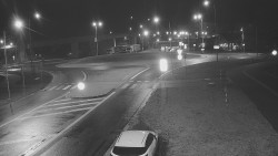 Křižovatka ulic Velká Dlážka a Polní