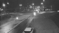 Křižovatka ulic Velká Dlážka a Polní