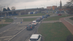 Křižovatka ulic Velká Dlážka a Polní