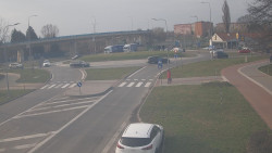 Křižovatka ulic Velká Dlážka a Polní