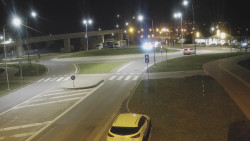 Křižovatka ulic Velká Dlážka a Polní