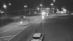 Křižovatka ulic Velká Dlážka a Polní