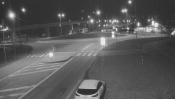 Křižovatka ulic Velká Dlážka a Polní