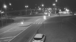 Křižovatka ulic Velká Dlážka a Polní