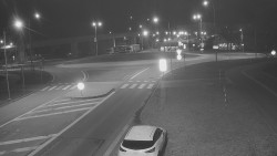 Křižovatka ulic Velká Dlážka a Polní