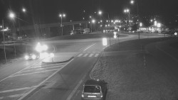 Křižovatka ulic Velká Dlážka a Polní