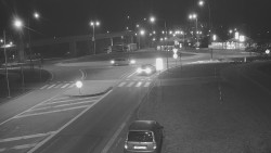 Křižovatka ulic Velká Dlážka a Polní