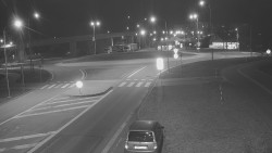 Křižovatka ulic Velká Dlážka a Polní