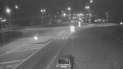 Křižovatka ulic Velká Dlážka a Polní