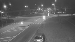 Křižovatka ulic Velká Dlážka a Polní