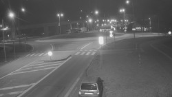 Křižovatka ulic Velká Dlážka a Polní