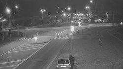 Křižovatka ulic Velká Dlážka a Polní