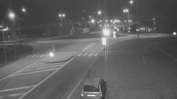 Křižovatka ulic Velká Dlážka a Polní