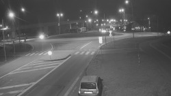 Křižovatka ulic Velká Dlážka a Polní