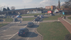 Křižovatka ulic Velká Dlážka a Polní