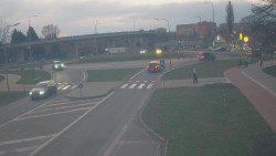 Křižovatka ulic Velká Dlážka a Polní