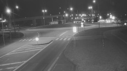 Křižovatka ulic Velká Dlážka a Polní