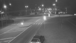 Křižovatka ulic Velká Dlážka a Polní