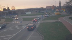 Křižovatka ulic Velká Dlážka a Polní