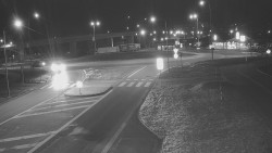 Křižovatka ulic Velká Dlážka a Polní