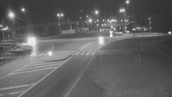 Křižovatka ulic Velká Dlážka a Polní