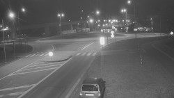 Křižovatka ulic Velká Dlážka a Polní