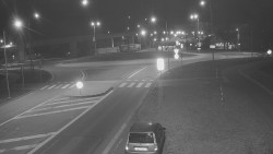 Křižovatka ulic Velká Dlážka a Polní