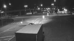 Křižovatka ulic Velká Dlážka a Polní