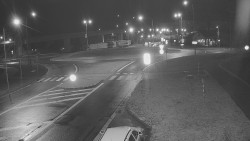 Křižovatka ulic Velká Dlážka a Polní