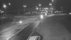 Křižovatka ulic Velká Dlážka a Polní