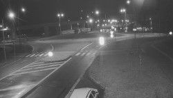 Křižovatka ulic Velká Dlážka a Polní