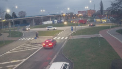 Křižovatka ulic Velká Dlážka a Polní