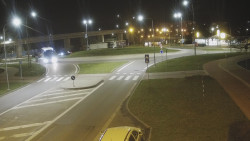 Křižovatka ulic Velká Dlážka a Polní