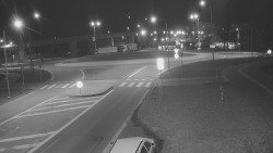 Křižovatka ulic Velká Dlážka a Polní