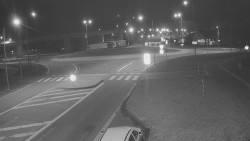 Křižovatka ulic Velká Dlážka a Polní