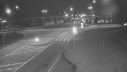 Křižovatka ulic Velká Dlážka a Polní