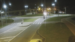 Křižovatka ulic Velká Dlážka a Polní