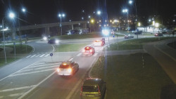 Křižovatka ulic Velká Dlážka a Polní