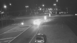 Křižovatka ulic Velká Dlážka a Polní