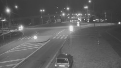 Křižovatka ulic Velká Dlážka a Polní