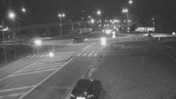 Křižovatka ulic Velká Dlážka a Polní