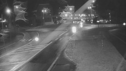 Křižovatka ulic Velká Dlážka a Polní