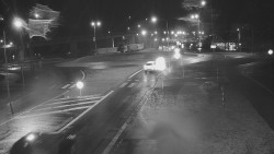 Křižovatka ulic Velká Dlážka a Polní