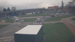 Křižovatka ulic Velká Dlážka a Polní