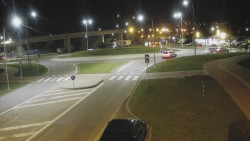 Křižovatka ulic Velká Dlážka a Polní