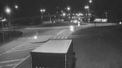 Křižovatka ulic Velká Dlážka a Polní