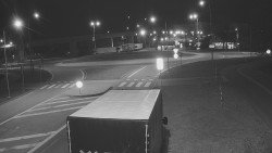 Křižovatka ulic Velká Dlážka a Polní