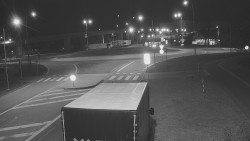 Křižovatka ulic Velká Dlážka a Polní