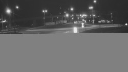 Křižovatka ulic Velká Dlážka a Polní